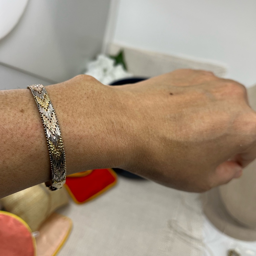 ✨ Vintage Italian Sterling Silver Chevron Mesh Bracelet – 7” | 18g ✨ - Picture 8 of 13